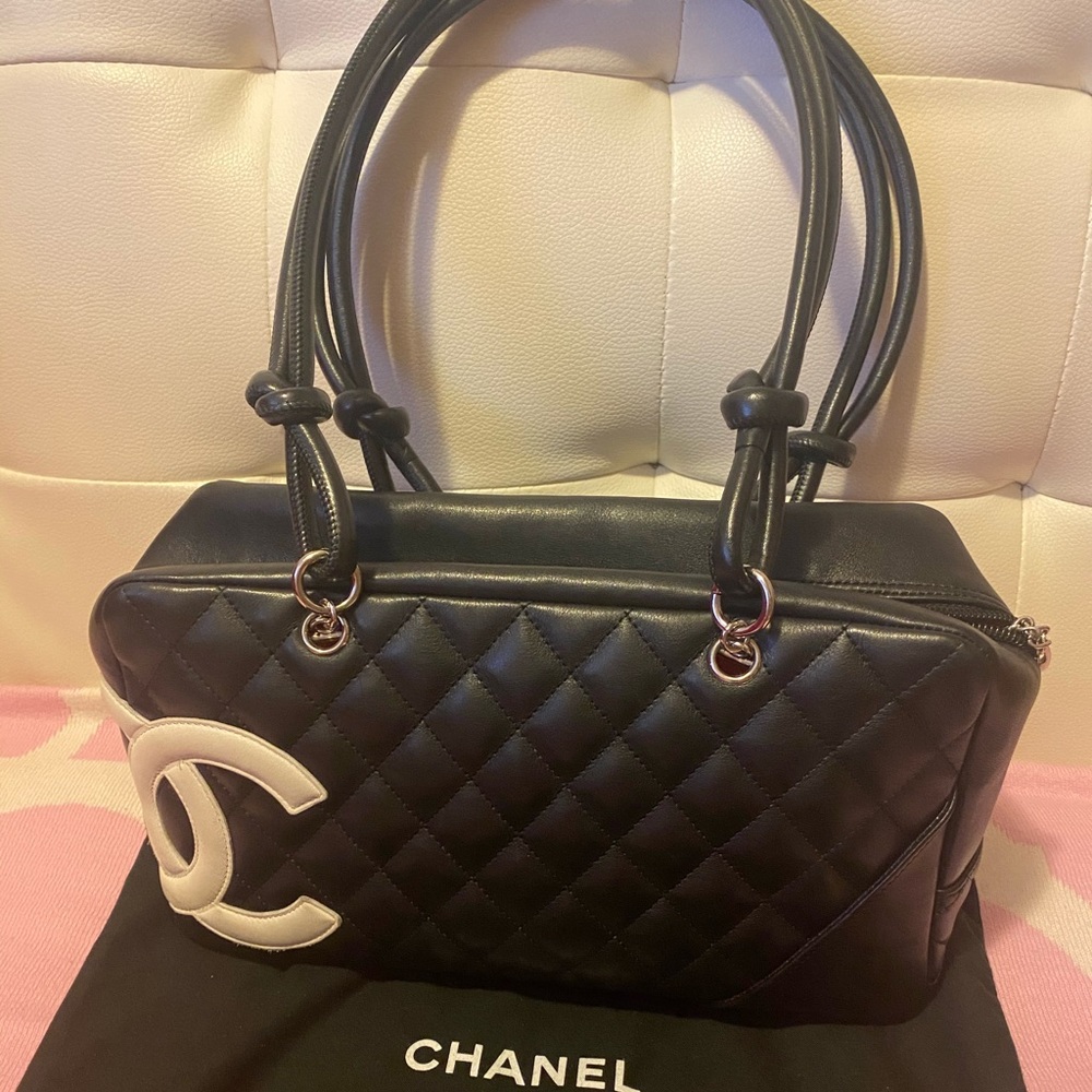 Chanel Vintage Lambskin bag (2004)